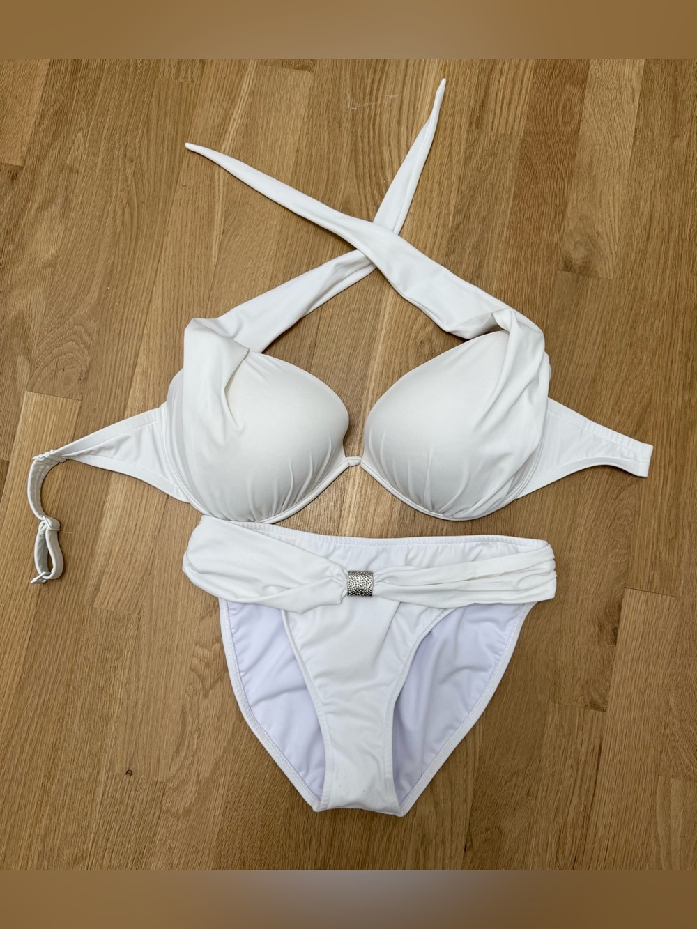 Venus Bali Bikini in Pearl White - Picture 3 of 6